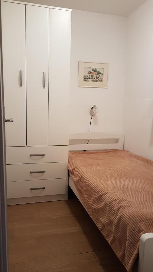 Apartmani Ljerka Malinska Εξωτερικό φωτογραφία