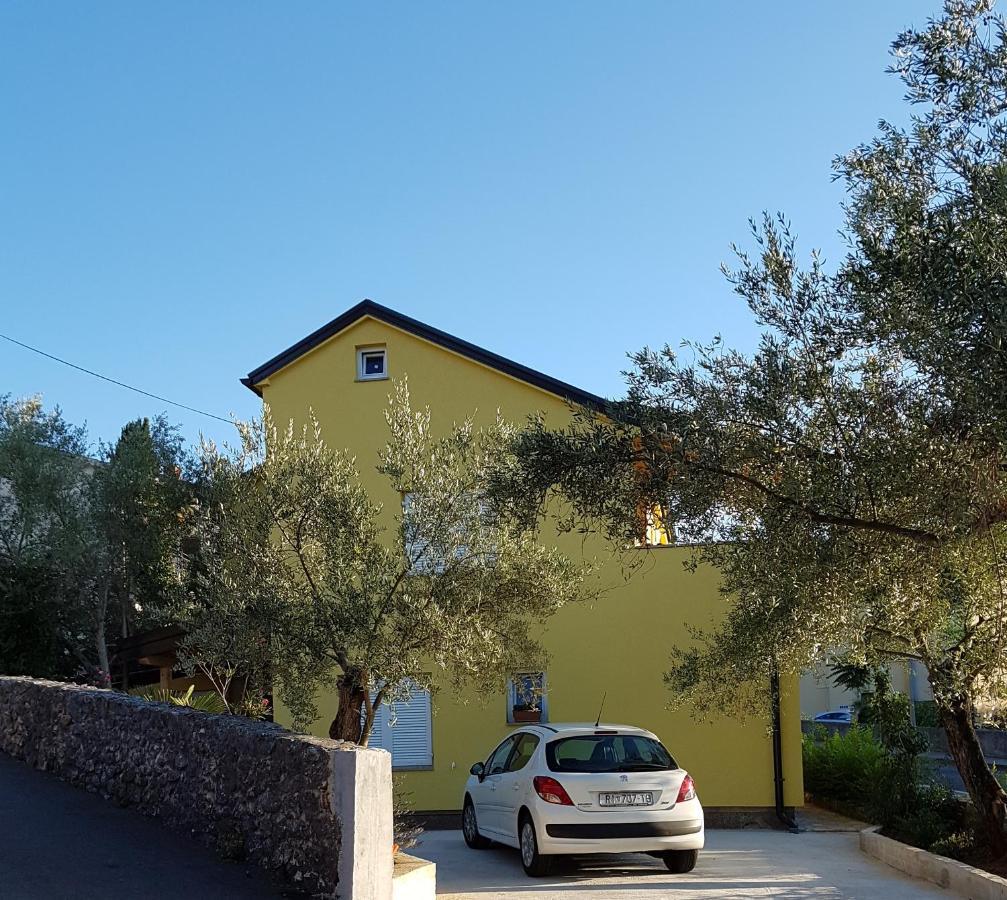 Apartmani Ljerka Malinska Εξωτερικό φωτογραφία