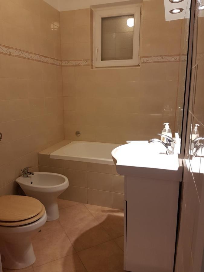 Apartmani Ljerka Malinska Εξωτερικό φωτογραφία