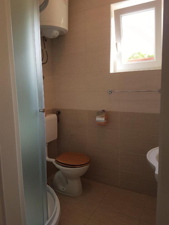 Apartmani Ljerka Malinska Εξωτερικό φωτογραφία