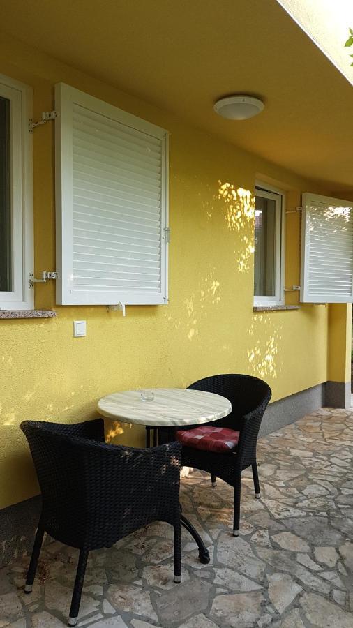 Apartmani Ljerka Malinska Εξωτερικό φωτογραφία